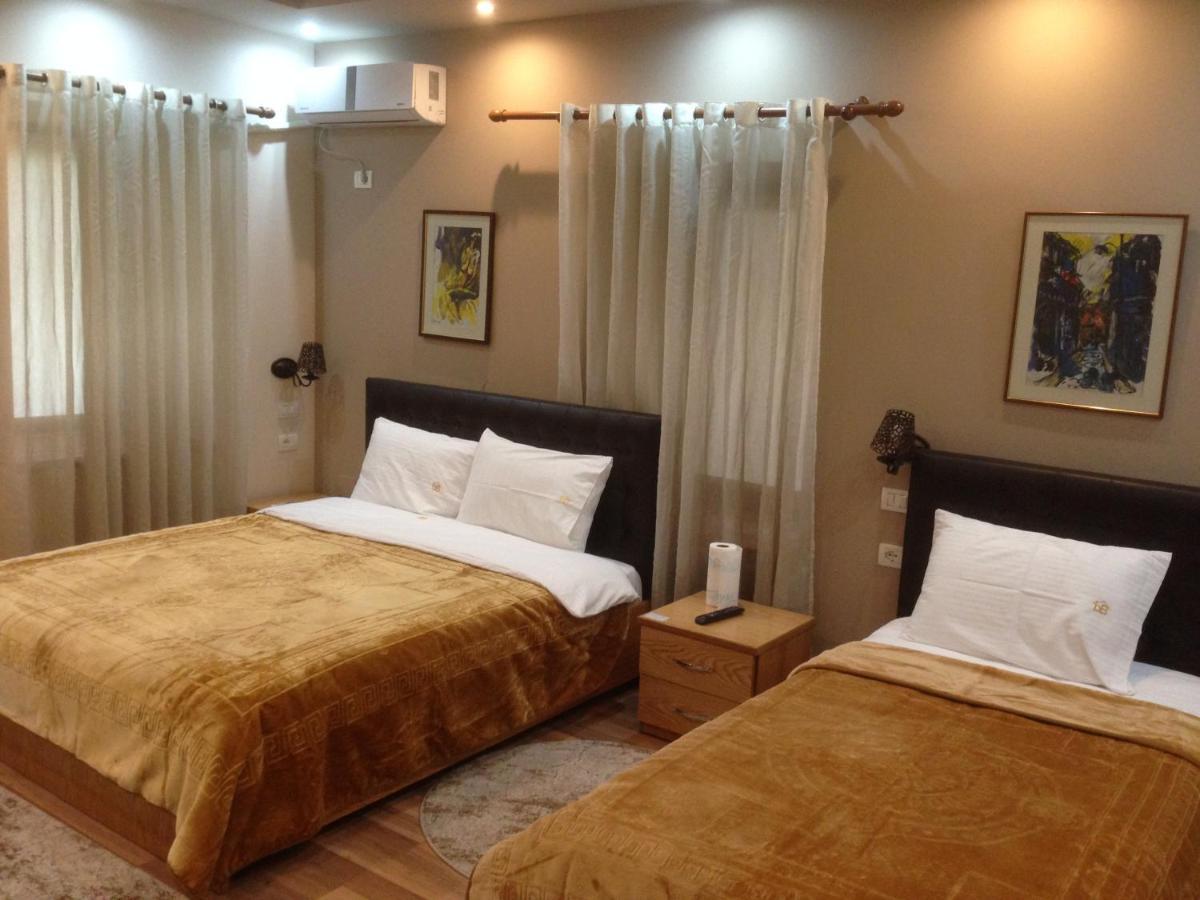 Hotel Bujtina Bicolli Görice Dış mekan fotoğraf